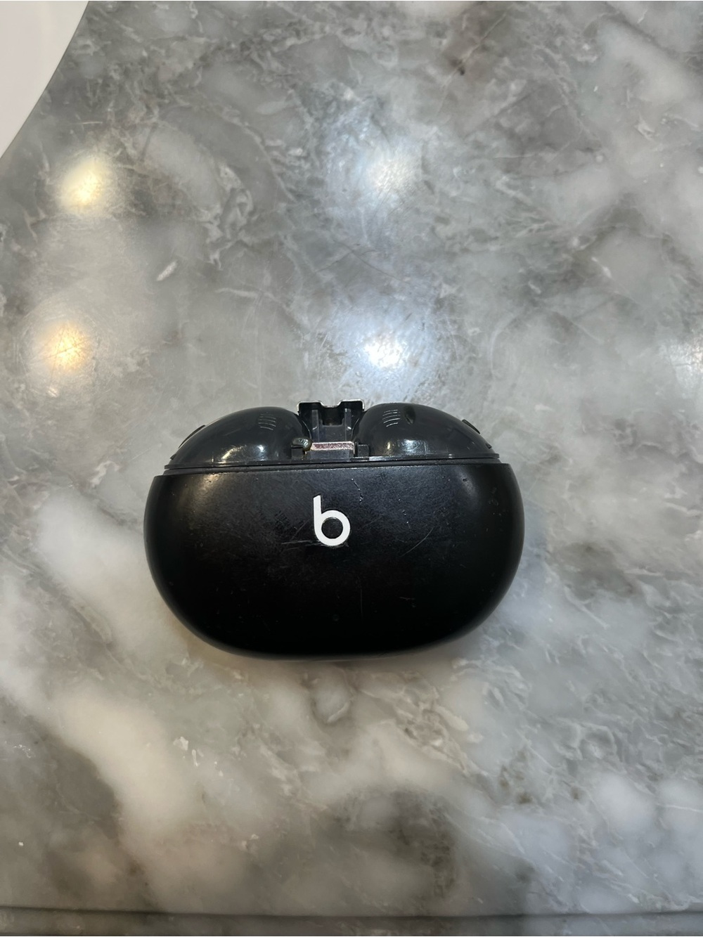 Beats Wireless Earbuds Charging Case in Black (JUST THE CASE)